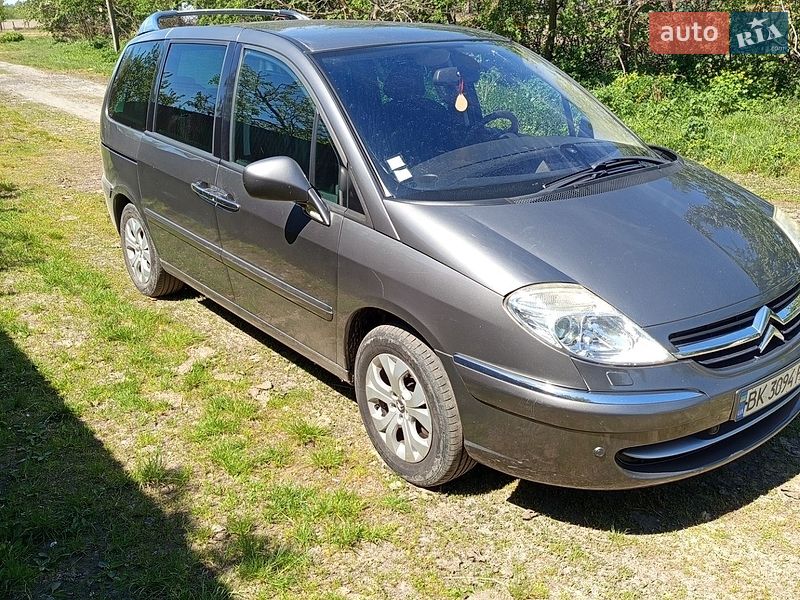 Минивэн Citroen C8 2010 в Сарнах