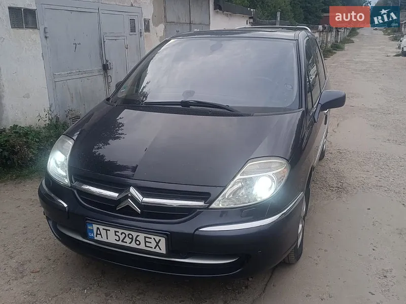 Citroen C8