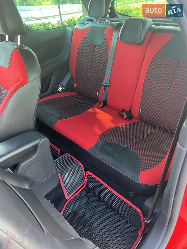Хетчбек Citroen DS3 2010 в Кам'янському
