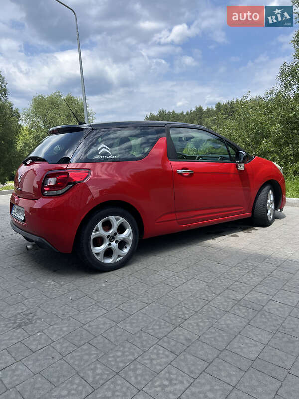 Хетчбек Citroen DS3 2010 в Новояворівську