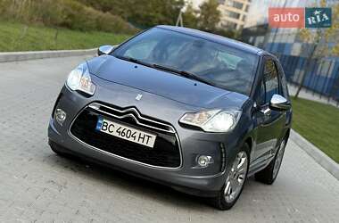 Кабриолет Citroen DS3 2010 в 