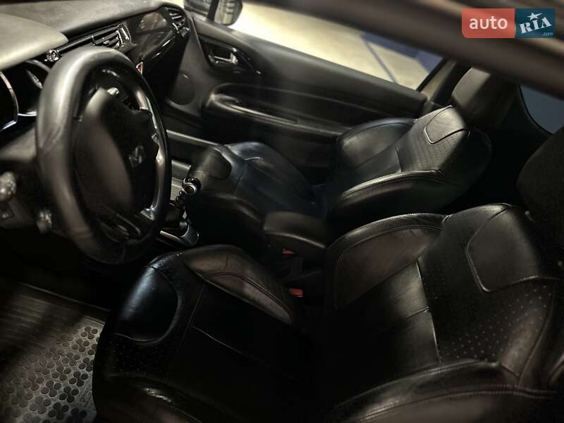 Хэтчбек Citroen DS3 2010 в Хмельницком