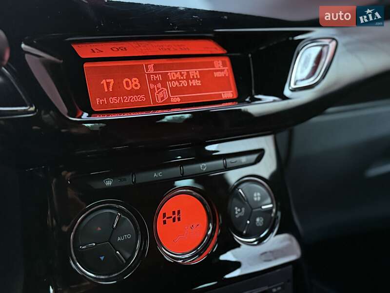 Хетчбек Citroen DS3 2010 в Львові