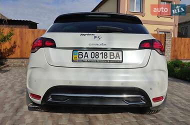 Хэтчбек Citroen DS4 2012 в 