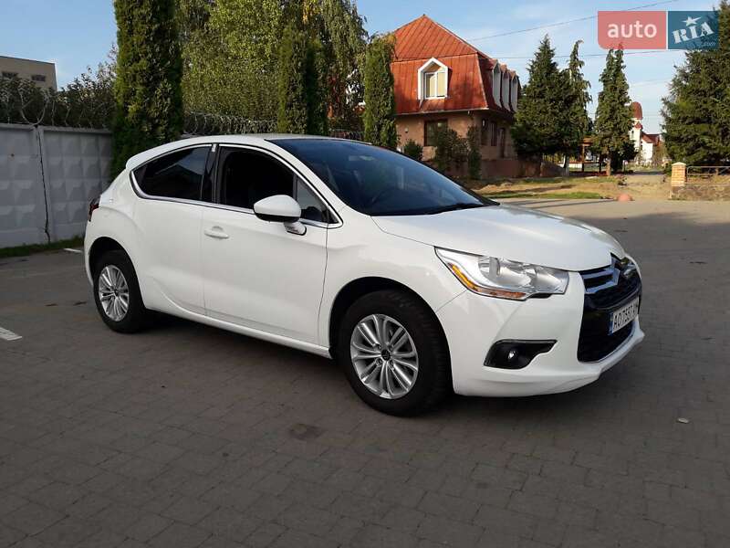 Хэтчбек Citroen DS4 2012 в Ужгороде