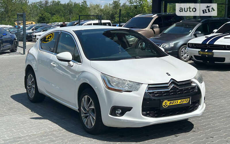 Хэтчбек Citroen DS4 2013 в 