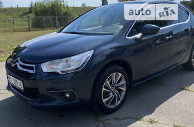 Хэтчбек Citroen DS4 2012 в Киеве