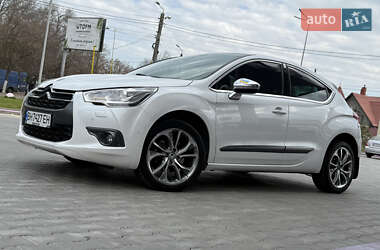 Хэтчбек Citroen DS4 2012 в 