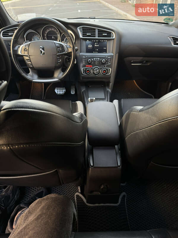 Хетчбек Citroen DS4 2013 в Києві