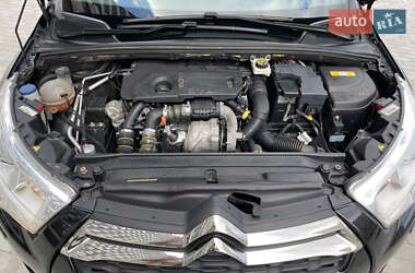 Хэтчбек Citroen DS4 2012 в 