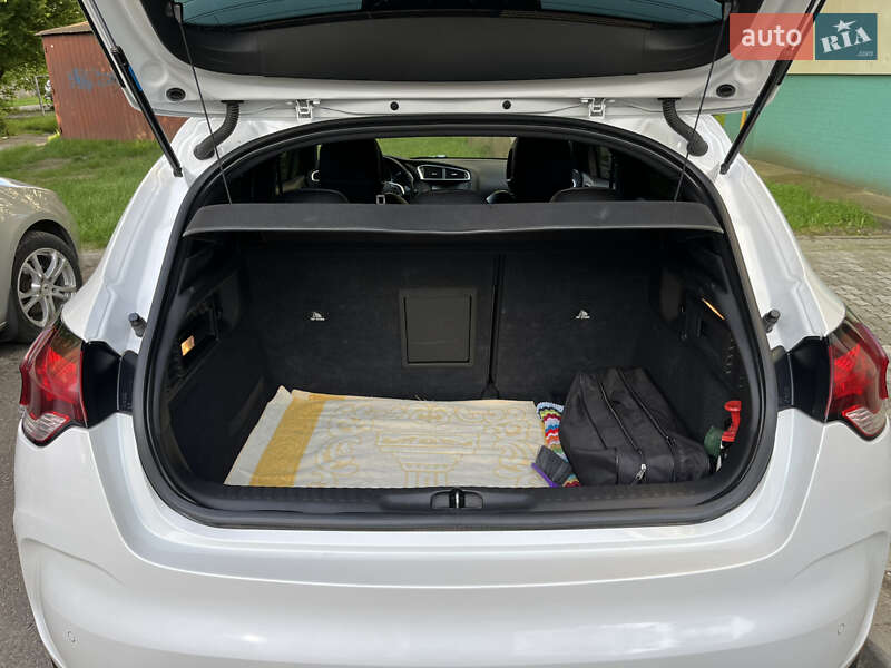 Хэтчбек Citroen DS4 2013 в Стрые