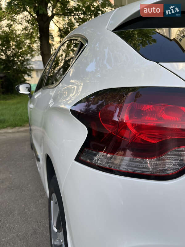 Хэтчбек Citroen DS4 2013 в Стрые