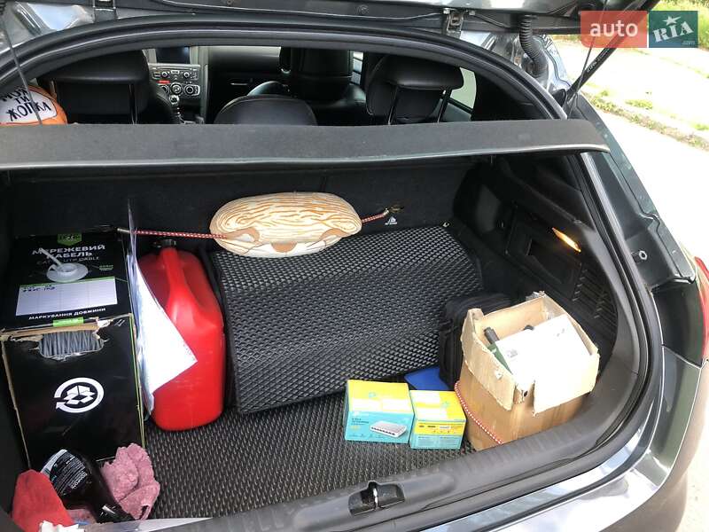 Хэтчбек Citroen DS4 2014 в Чернигове фото 12 Хэтчбек Citroen DS4 2014 в Чернигове