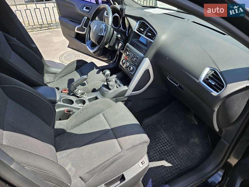 Хэтчбек Citroen DS4 2012 в Шостке фото 11 Хэтчбек Citroen DS4 2012 в Шостке