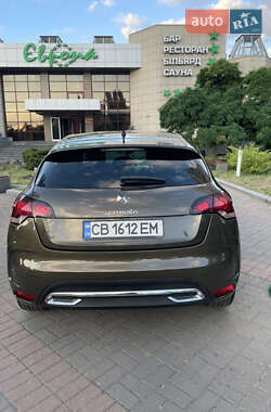 Хэтчбек Citroen DS4 2012 в 