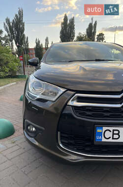 Хэтчбек Citroen DS4 2012 в 