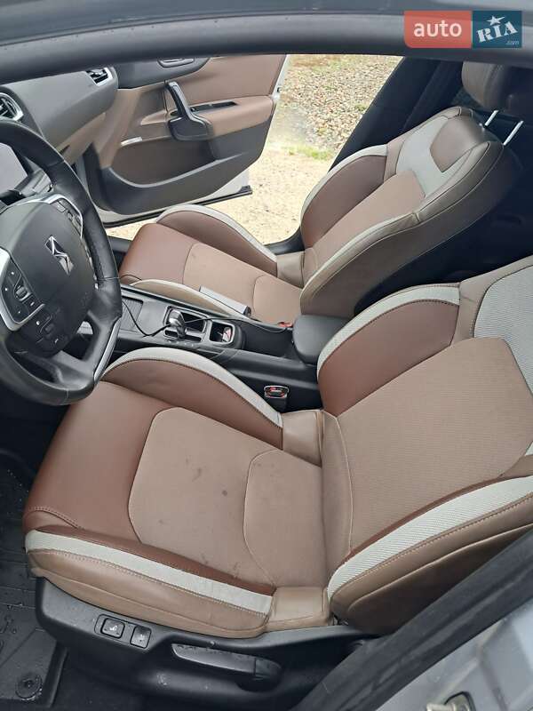 Хэтчбек Citroen DS4 2011 в Ивано-Франковске фото 2 Хэтчбек Citroen DS4 2011 в Ивано-Франковске