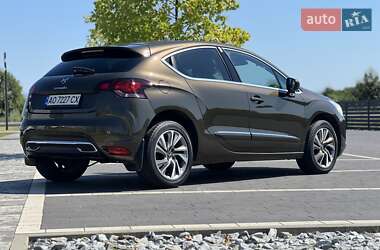 Хэтчбек Citroen DS4 2012 в 