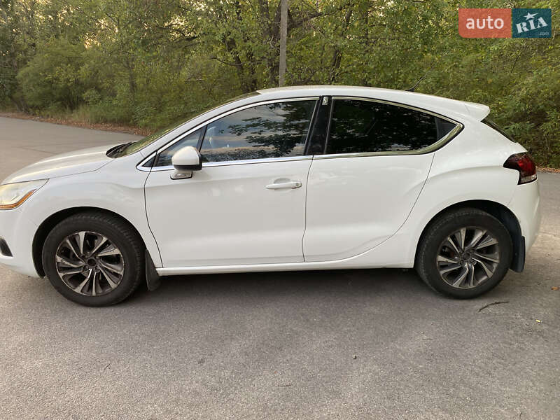 Хэтчбек Citroen DS4 2012 в Хмельницком
