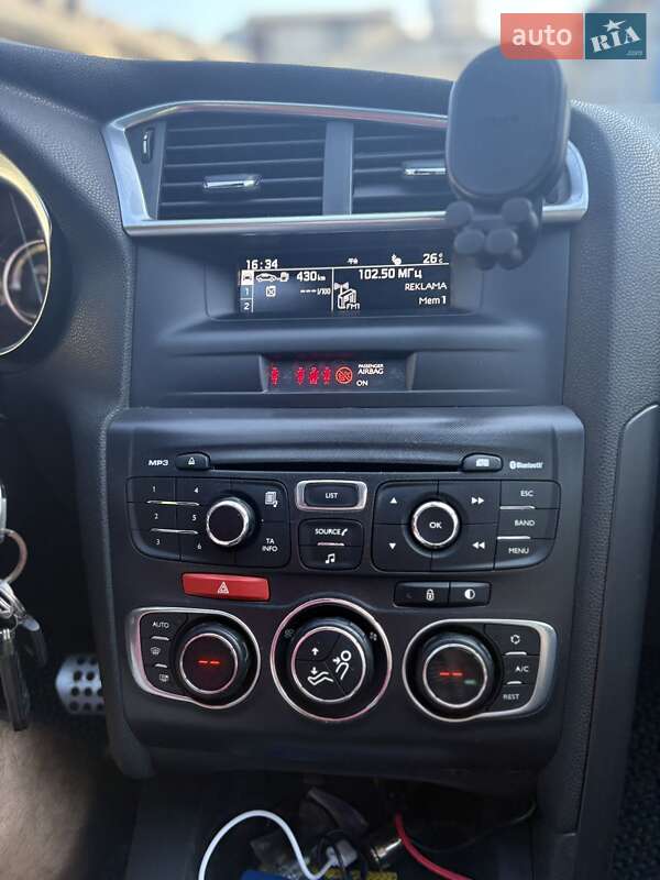 Хэтчбек Citroen DS4 2012 в Днепре