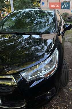 Хэтчбек Citroen DS4 2011 в 