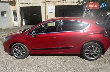 Хэтчбек Citroen DS4 2013 в Киеве