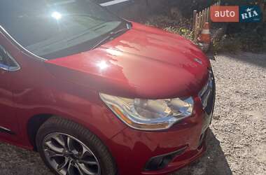 Хэтчбек Citroen DS4 2013 в 