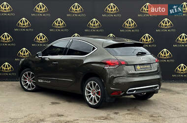 Хэтчбек Citroen DS4 2012 в 