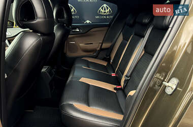 Хэтчбек Citroen DS4 2012 в 