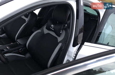 Хетчбек Citroen DS4 2014 в  фото 41 Хетчбек Citroen DS4 2014 в