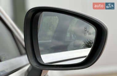 Хэтчбек Citroen DS4 2011 в 