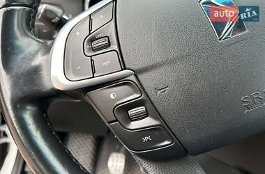 Хэтчбек Citroen DS4 2011 в 