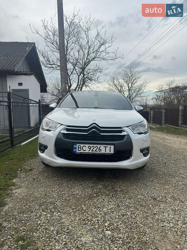 Хэтчбек Citroen DS4 2012 в Дрогобыче фото Хэтчбек Citroen DS4 2012 в Дрогобыче