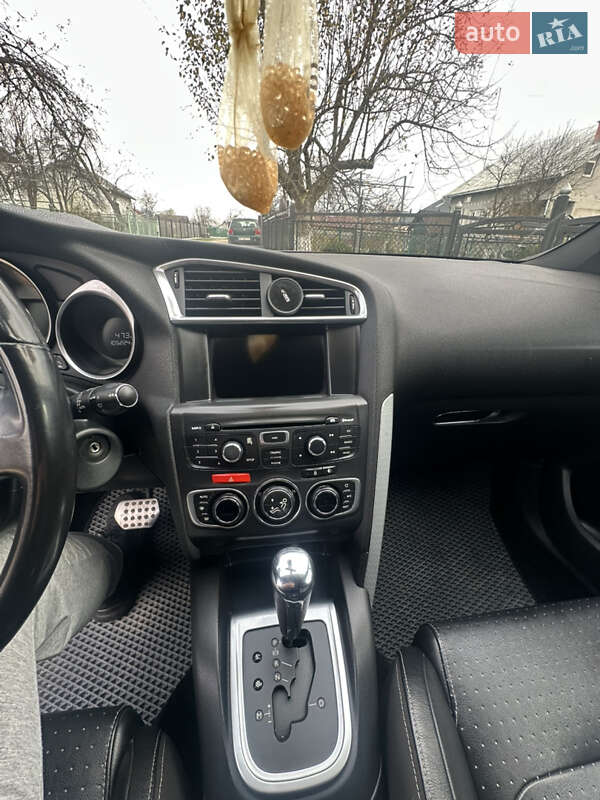 Хэтчбек Citroen DS4 2012 в Дрогобыче фото 11 Хэтчбек Citroen DS4 2012 в Дрогобыче