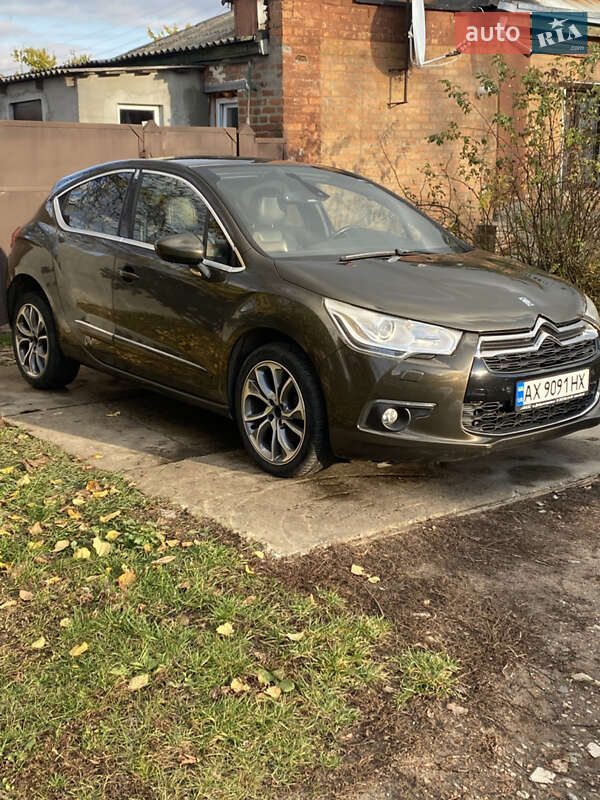 Хэтчбек Citroen DS4 2012 в Краснограде фото Хэтчбек Citroen DS4 2012 в Краснограде