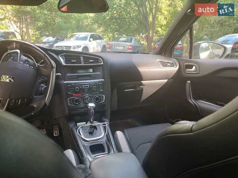 Хетчбек Citroen DS4 2013 в Києві