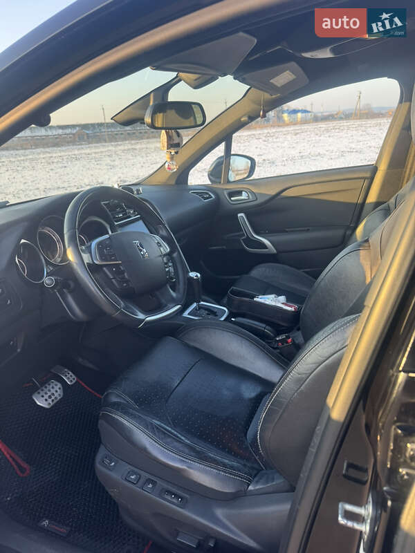 Хэтчбек Citroen DS4 2012 в Ромнах
