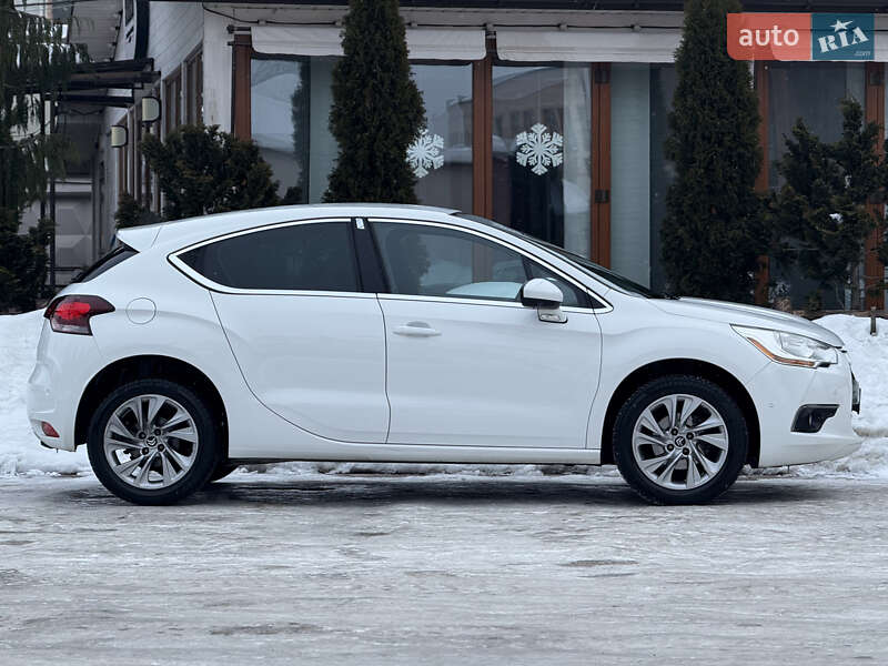 Хетчбек Citroen DS4 2012 в Стрию