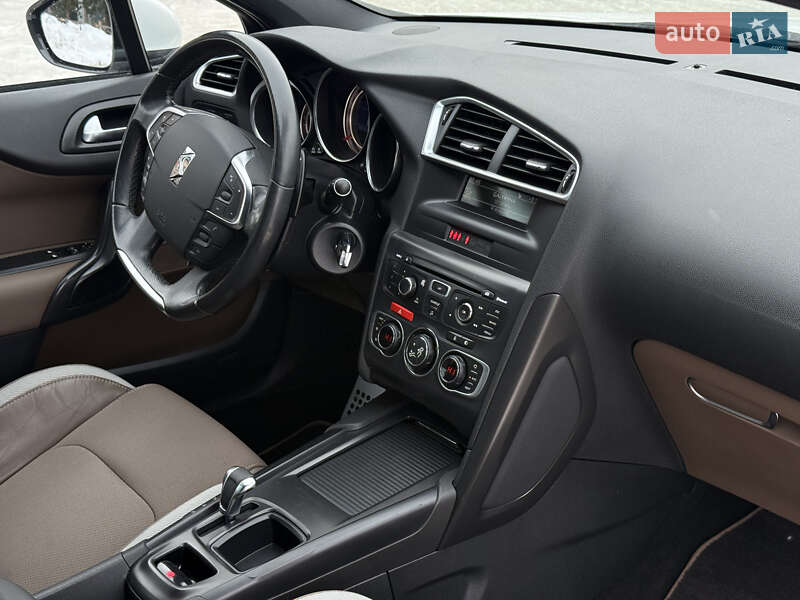 Хетчбек Citroen DS4 2012 в Стрию