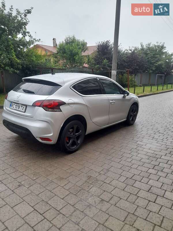 Хэтчбек Citroen DS4 2011 в Львове