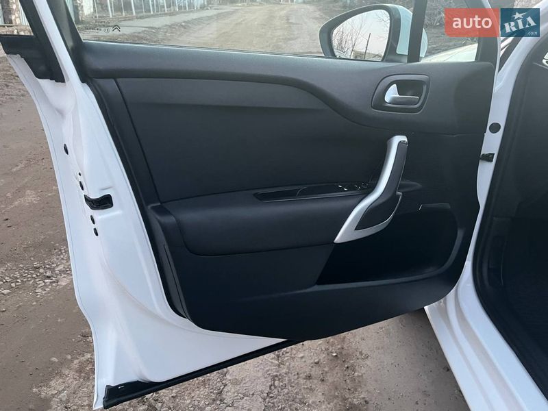 Хэтчбек Citroen DS4 2013 в Первомайске