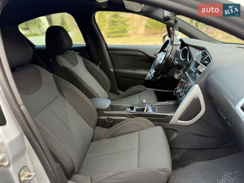 Хэтчбек Citroen DS4 2012 в Львове фото 30 Хэтчбек Citroen DS4 2012 в Львове