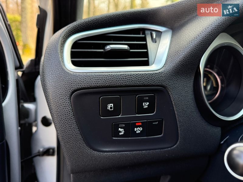 Хэтчбек Citroen DS4 2012 в Львове фото 35 Хэтчбек Citroen DS4 2012 в Львове