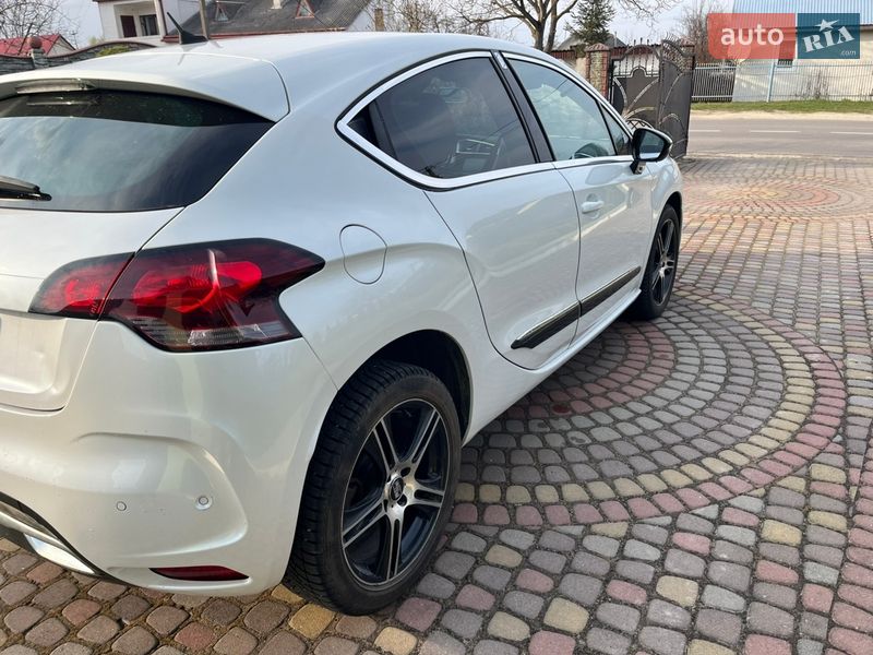 Хэтчбек Citroen DS4 2013 в Львове