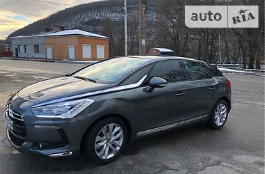 Хэтчбек Citroen DS5 2012 в Залещиках