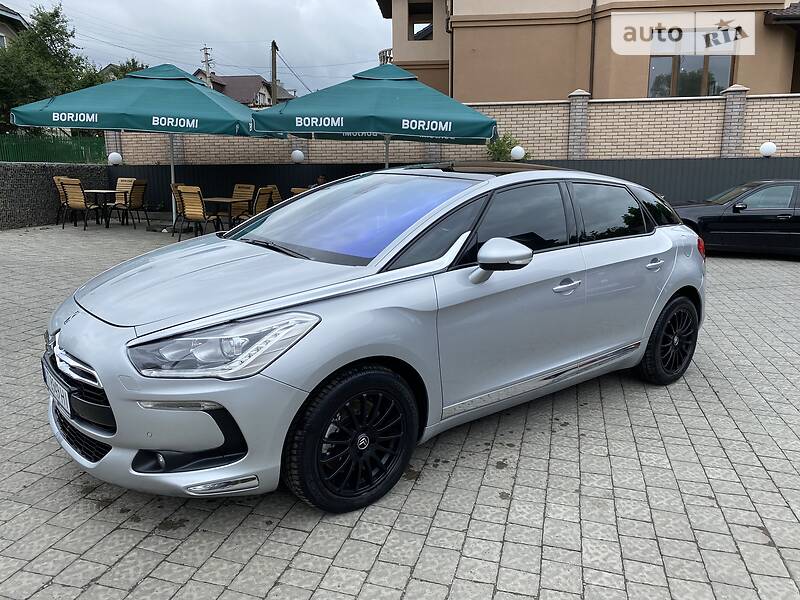 Citroen DS5