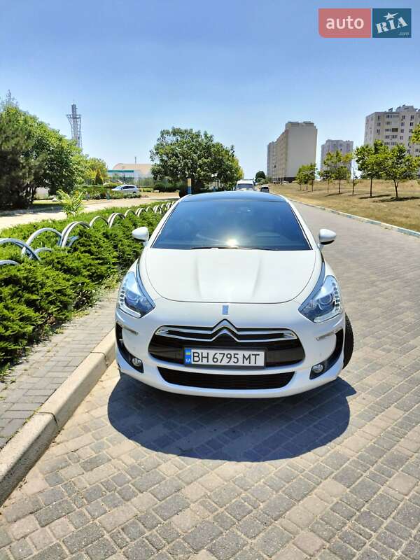 Хэтчбек Citroen DS5 2013 в Южном фото 26 Хэтчбек Citroen DS5 2013 в Южном