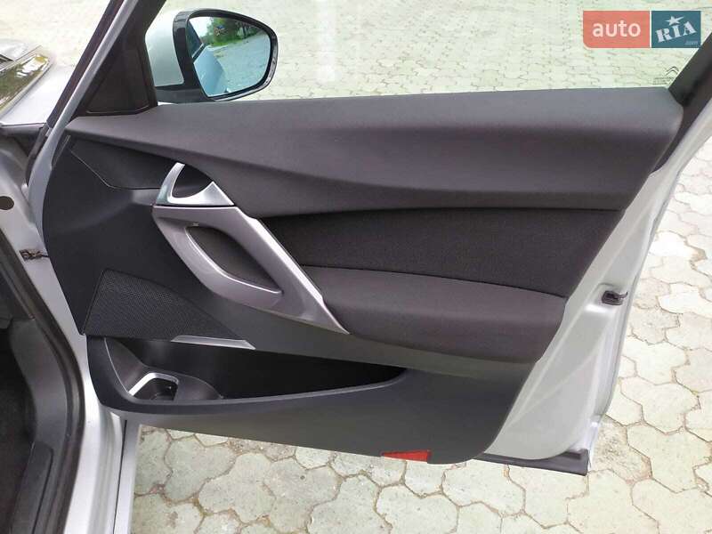 Хэтчбек Citroen DS5 2013 в Дубно