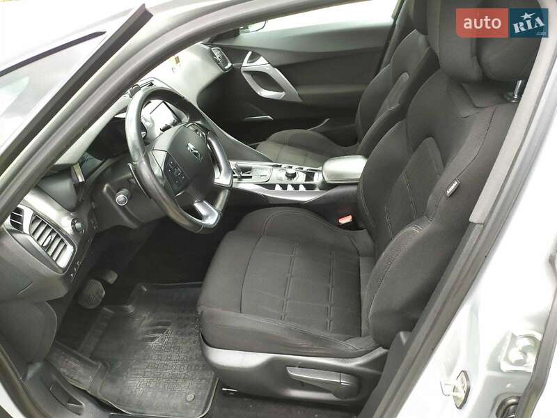 Хэтчбек Citroen DS5 2013 в Дубно