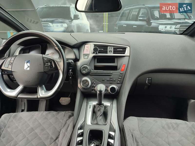 Хэтчбек Citroen DS5 2012 в Рогатине